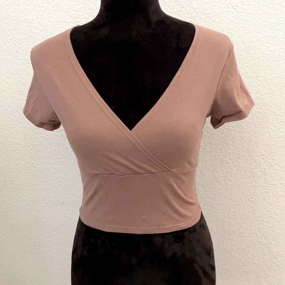 🌼4/$10🌼 SKY & SPARROW Deep V-neck Crop Top | Size Junior Medium